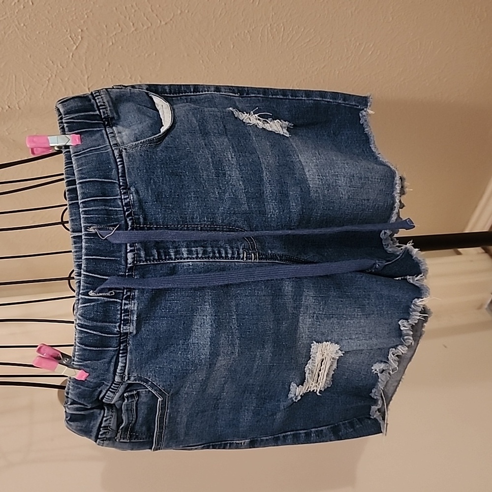 Distress drawstring shorts